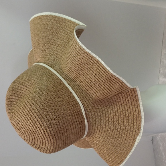 Floppy Hat With Flower Neutral 2-tone Boho Casual Country Vacation Minimalist - Picture 7 of 17